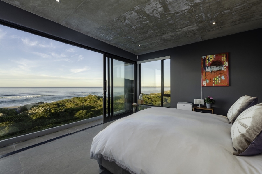 4 Bedroom Property for Sale in Keurbooms Western Cape